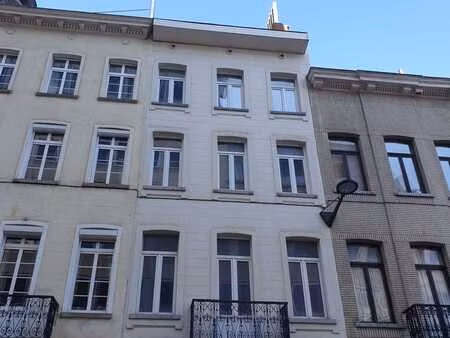 appartement à louer 1 chambre 72 m² avec balcon à bruxelles
