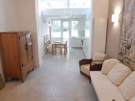 saint-gilles : appartement meuble 1 chambre avec jardin