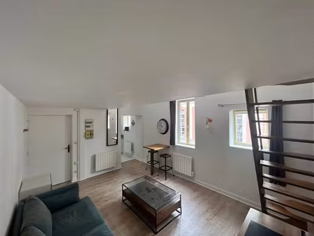 location meublée appartement 2 pièces 36 m² à lille (59000)  730 €