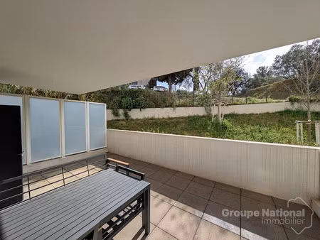 location meublée appartement 2 pièces 38.41 m² à istres (13800)  706 €