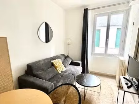 location meublée appartement 1 pièce 14 m² à nantes (44000)  690 €