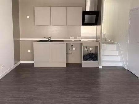 location appartement 4 pièces 90 m² à reims (51100)  780 €