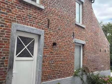 petite maison de charme entièrement rénovée au calme