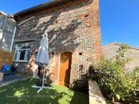 vente maison à merville (31330) : à vendre / 93m² merville