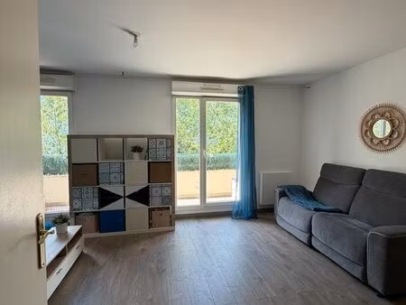 appartement 35 m² avec balcon  parkings et ascenseur – trappes