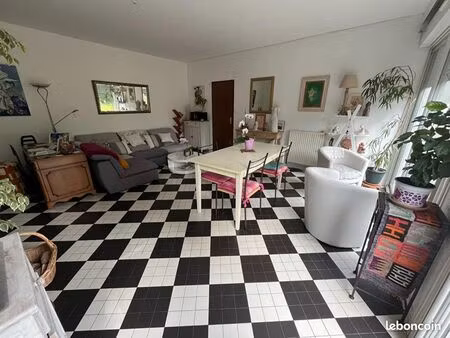 appartement 3 pièces 64 m²