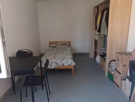étudiant  eau  électricité  chauffage inclus