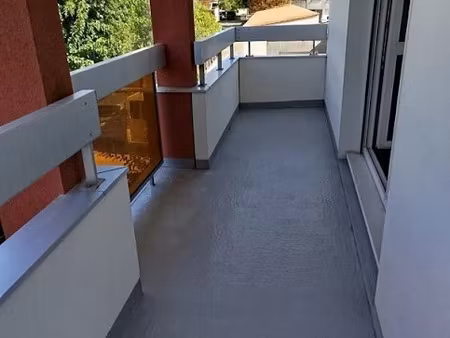 location appartement 4 pièces à bordeaux (33000)  877 €