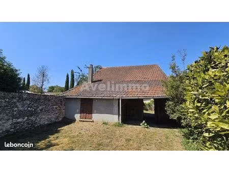 grange 1 pièce 68 m²