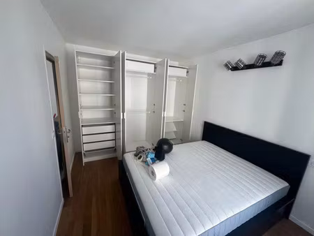 location meublée appartement 2 pièces 25 m² à clichy (92110)  1 000 €