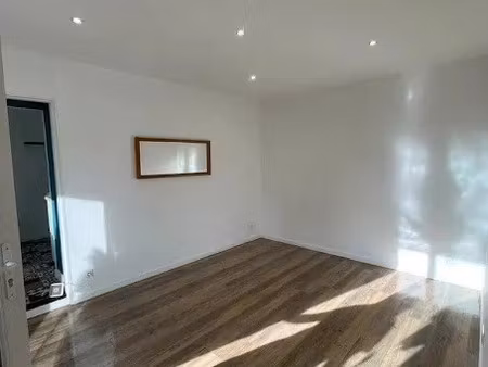 location appartement 3 pièces 65 m² à villecresnes (94440)  1 000 €