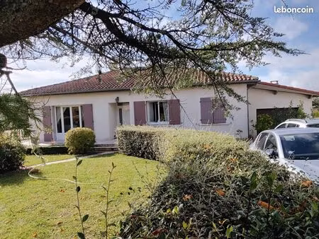 maison + dépendance +hangar