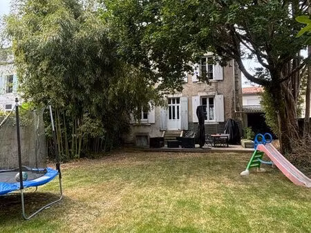 maison familiale en cœur de ville de parthenay