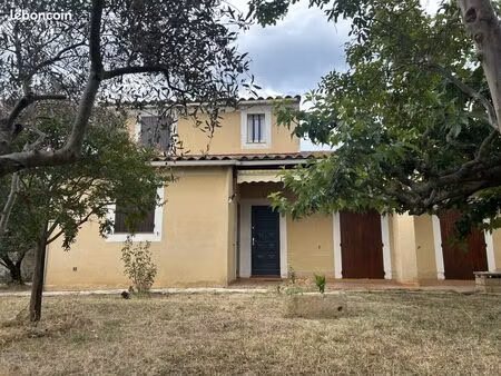villa 4 pièces 122 m²