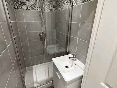 location appartement 2 pièces 39.2 m² à enghien-les-bains (95880)  1 026 €
