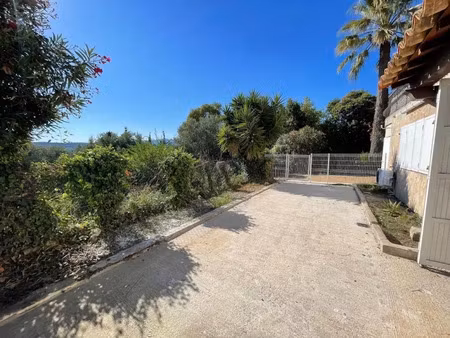location appartement 3 pièces 63.11 m² à saint paul de vence (06570)  1 312 €