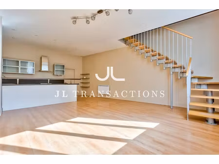 location duplex 4 pièces 95.3 m² à bordeaux (33000)  1 499 €