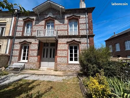 maison de maître avec piscine