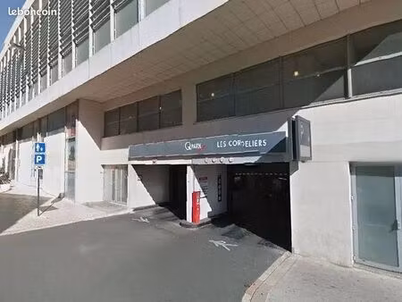 place de parking les cordeliers hypercentre poitiers