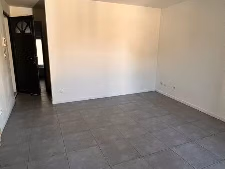 sorgues - loue appartement non meublé
