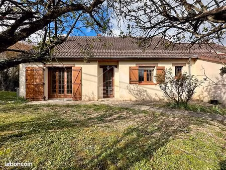 pavillon 3 pièces 95 m²