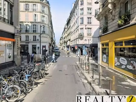 commerce 16 m²