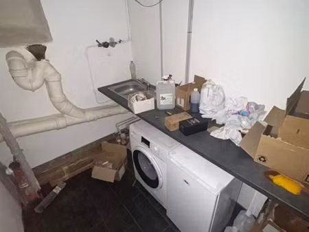 local commercial 28 m²