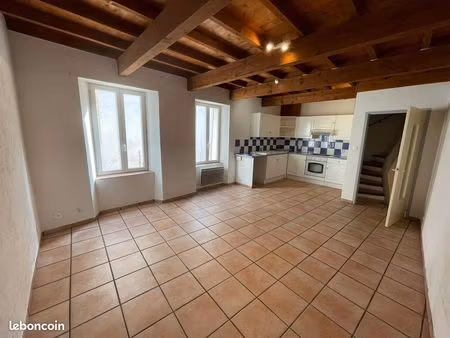 t2 duplex 45 m² – centre-ville orange – sans frais d'agence