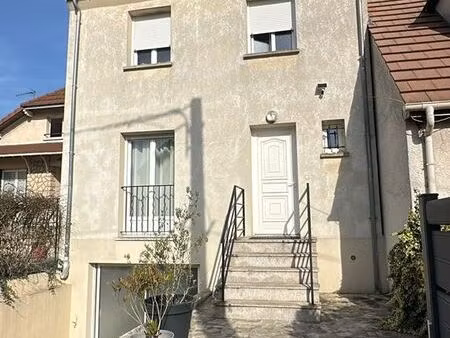 pavillon 5 pièces 84 m²