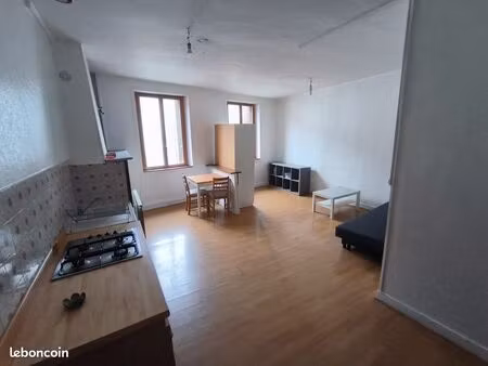 studio à saint léonard de noblat
