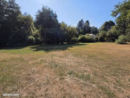 terrain 1 100 m² couzeix