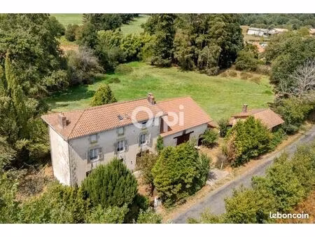 maison 4 pièces 142 m²