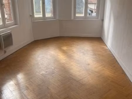 super f2 disponible de suite