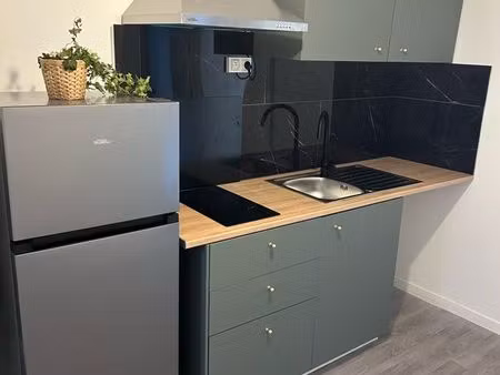 grand f1 meublé et équipé de 32m2