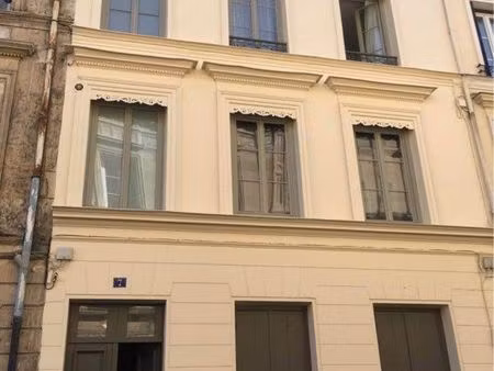 appartement lumineux de 42m2 à louer dans le centre-ville de rouen (7 min place du vieux m