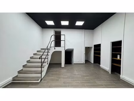 location locaux professionnels 2 pièces 100 m² à aix-en-provence (13090)  1 500 €