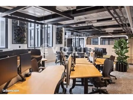 bureau 628 m²