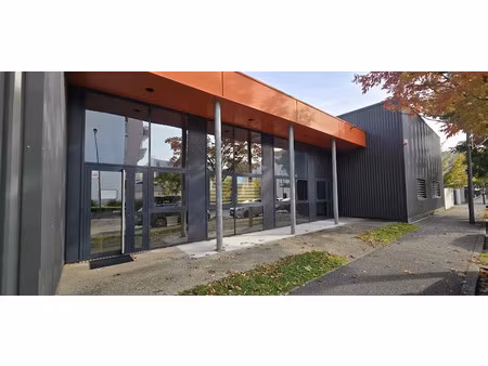 location locaux professionnels 4 pièces 286 m² à saint-martin-d'heres (38400)  2 865 €