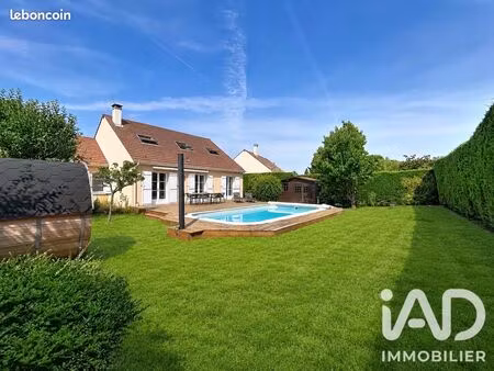 maison familiale 7 pièces 163 m²