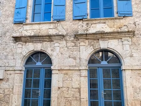 maison de village a louer
