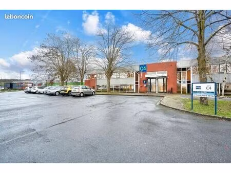local d'activite 2003 m² saint-thibault-des-vignes