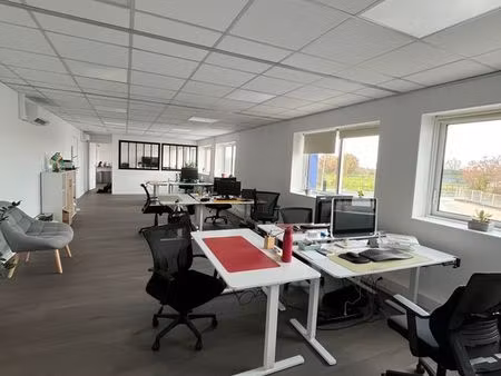 bureaux lumineux 98m2 essarts