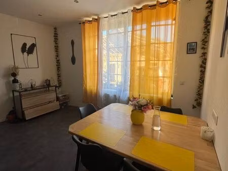 appartement meublé refait à neuf /disponible rapidement