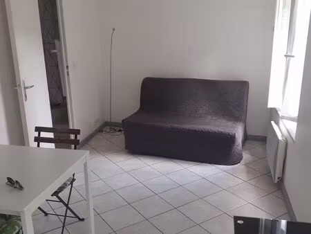 studio proche insa/ chateau