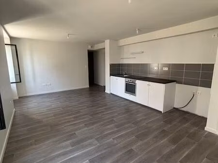 appartement t4 rénové – 89 m²