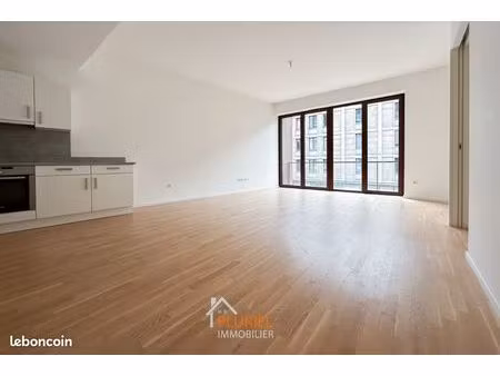 appartement 2 pièces 65 m²