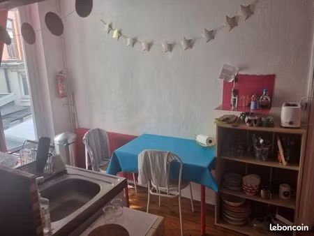 chambre 1 pièce 28 m²