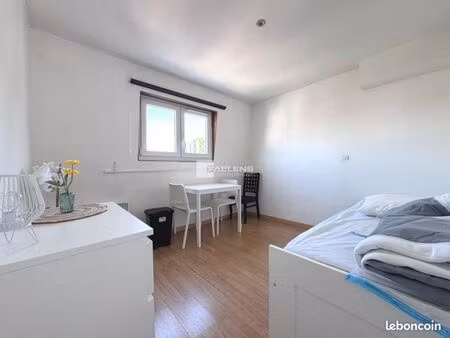 studio 1 pièce 17 m²