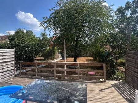 appartement t2 meublé de 39 m² avec terrasse et jardin
