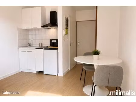 studio 1 pièce 18 m²